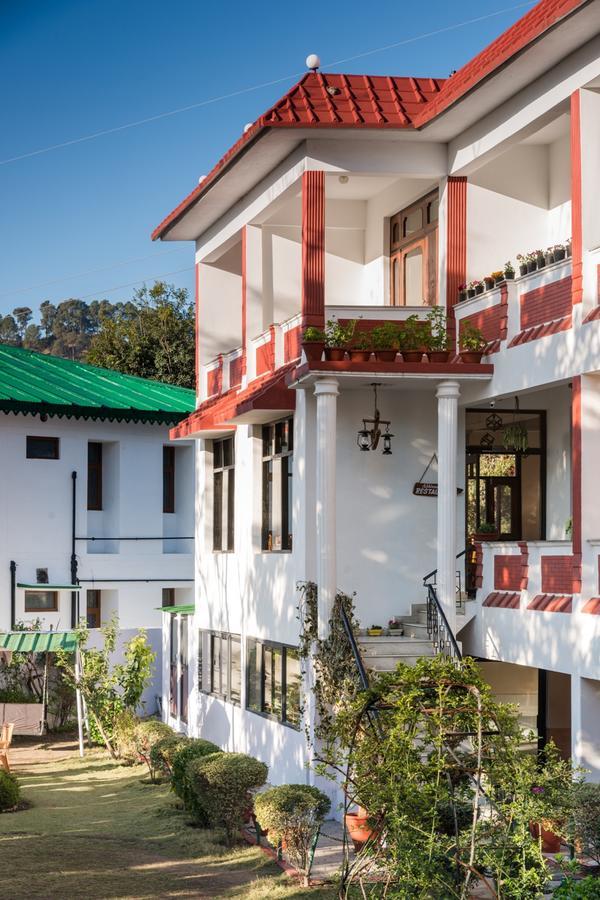 Hotel Maya Regency Bhīm Tāl Exterior foto